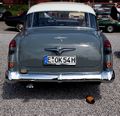 Der verrostete Auspuff geh&ouml;rte nicht zu dem Oldtimer