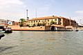 Donna Leon l&auml;sst gr&uuml;&szlig;en, die Questura (Polizeistation) von Venedig
