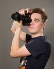 Der Fotoshooting Organisator. Nicht der Fotograf, der ist noch h&auml;&szlig;licher.