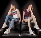 Wer ist die alte und wer die gro&szlig;e Schwester