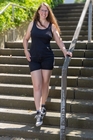 Model schreitet zur Location
